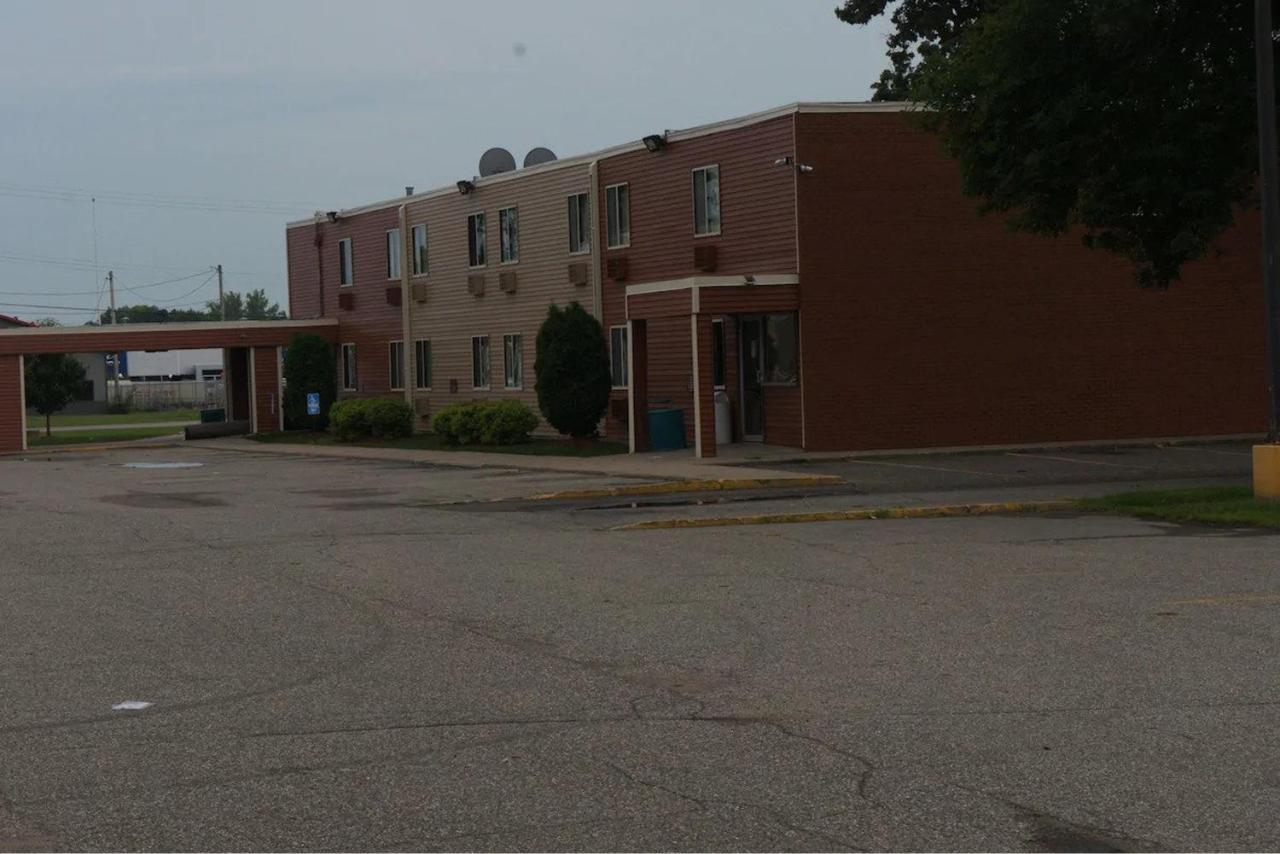 Econo Lodge Waite Park المظهر الخارجي الصورة