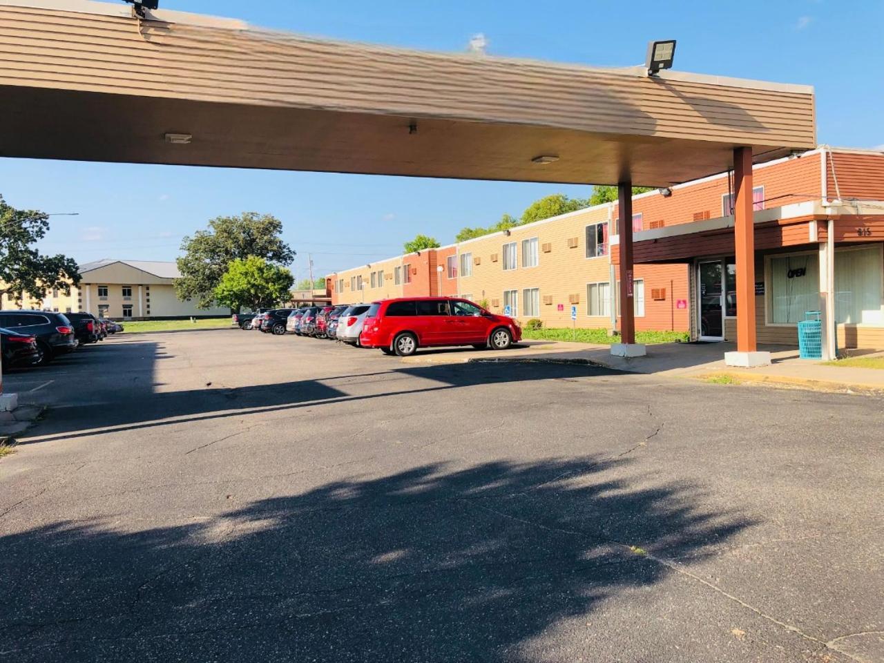 Econo Lodge Waite Park المظهر الخارجي الصورة