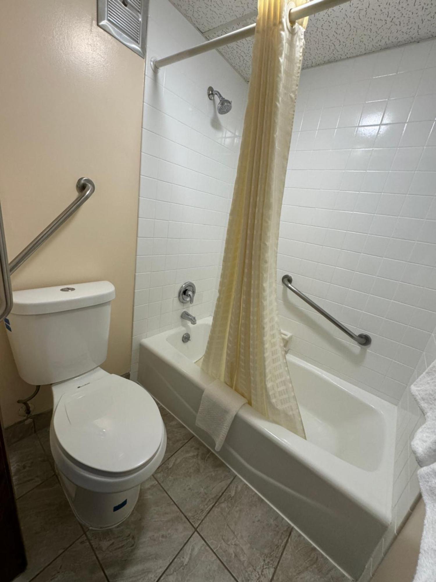 Econo Lodge Waite Park المظهر الخارجي الصورة
